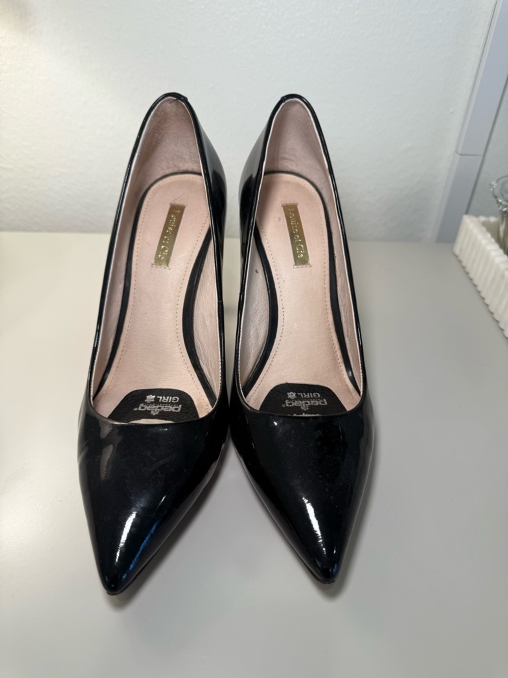 Louise Et Cie Classic Black Patent Pointed-Toe Pumps 8.5